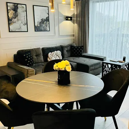 Blue Baltic Jacuzzi & Sauna Morze Daire