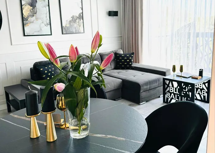 Blue Baltic Jacuzzi & Sauna Morze